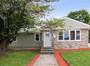 24 Jasper St, Providence, RI 02904