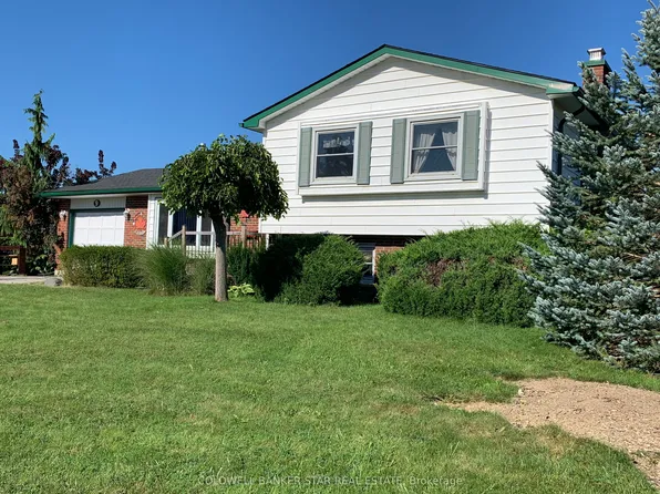 9 Lakeview Cir, Saint Thomas, ON N5P 4B3