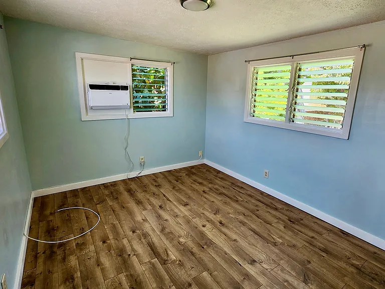 3353 Sierra Dr — Photo 8
