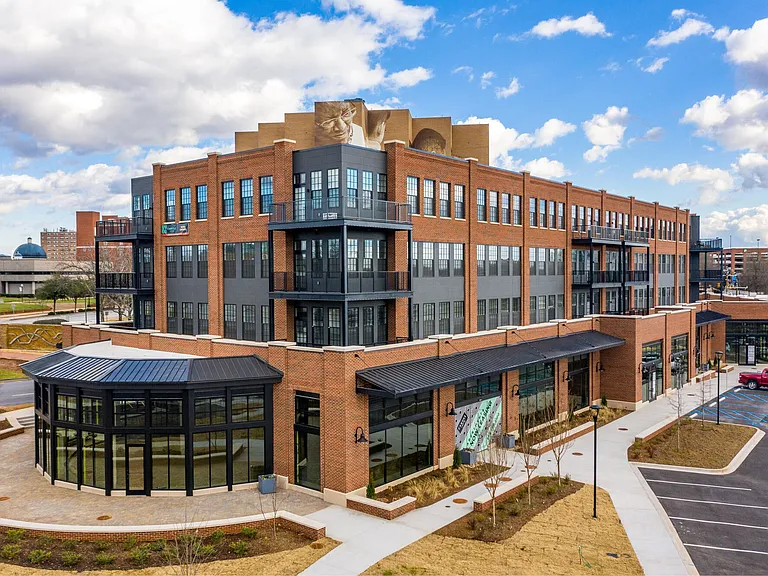 Canvas Lofts — Photo 10