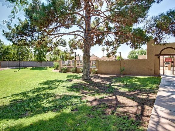 Discovery at The Orchard Common Area