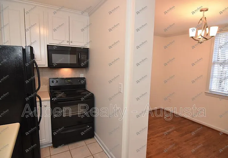 239 Greene St #A3 — Photo 6