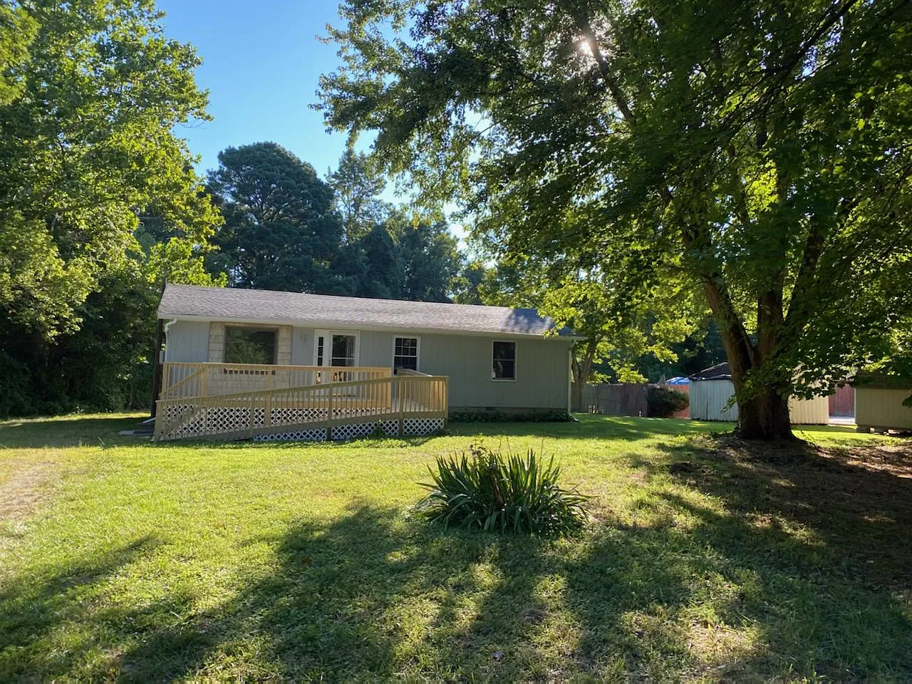 3 bed, 1056 sqft, $1,575 — Photo 1