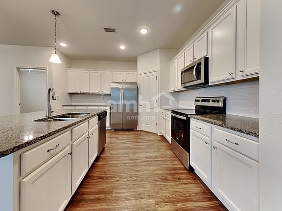 3rd image of 11469 Fox Hollow Ct