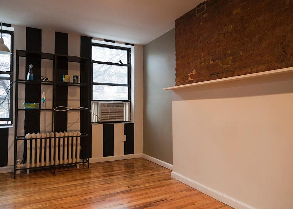 1st image of 442 E 9th St APT 5