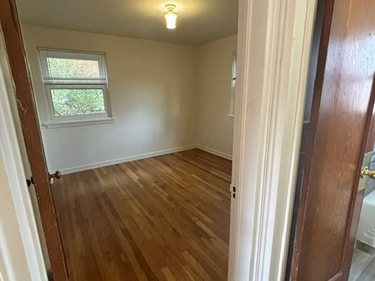 PM 108 - 1841 Crook — Photo 11