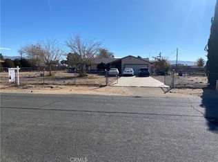 15045 Blackfoot Rd, Apple Valley, CA 92307