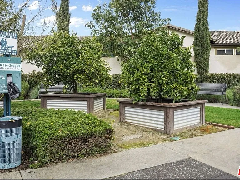 4720 E Washington Ave — Photo 6