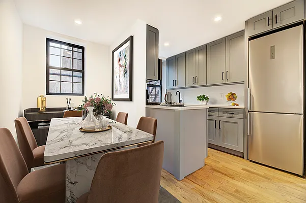 Rented by REAL New York | media 3