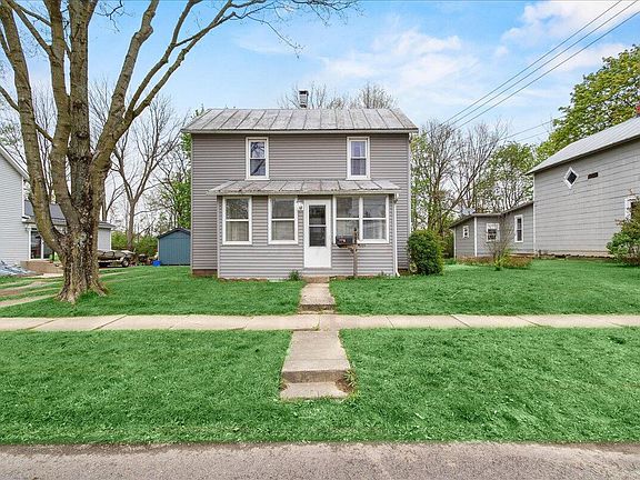 3rd image of 330 Lincoln Ave