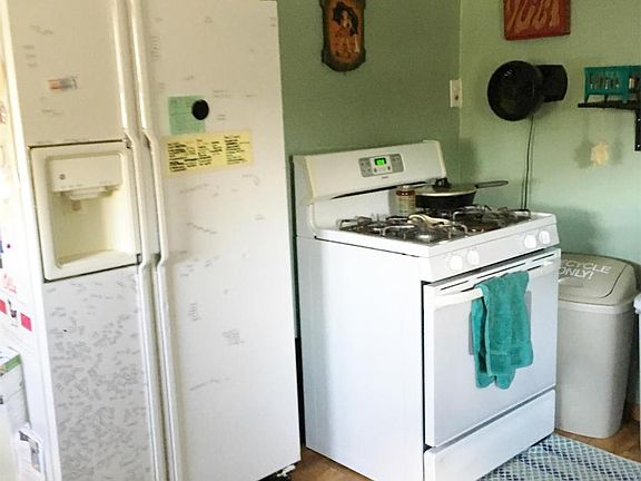 5th image of 2226 University Ave NE #2