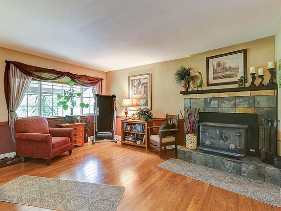 4th image of 11532 Shangrila Ln