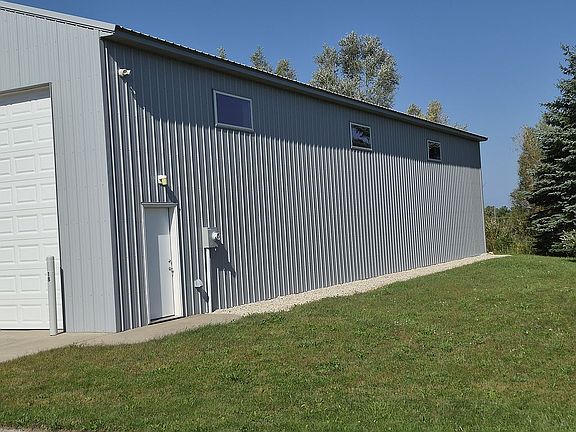3rd image of 4848 Wickersham Rd #18