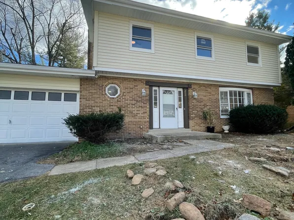 200 Glade Blvd, Walkersville, MD 21793