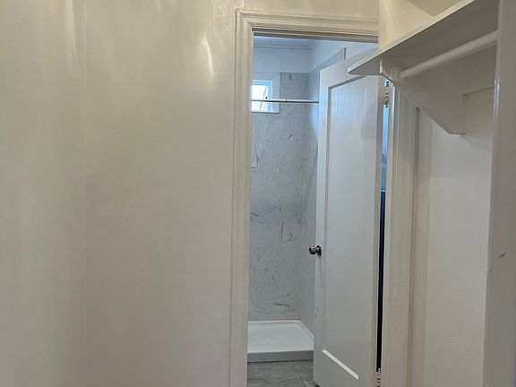 3rd image of 1017 Warren St