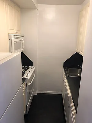 Rented by Punia & Marx Inc. | media 10