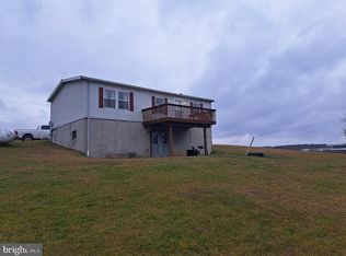 128 Shaffer Ln, Oakland, MD 21550