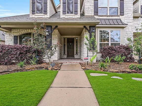 4th image of 1008 Point Isabel Ln