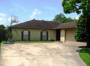 2506 Heritage Colony Dr, Webster, TX 77598