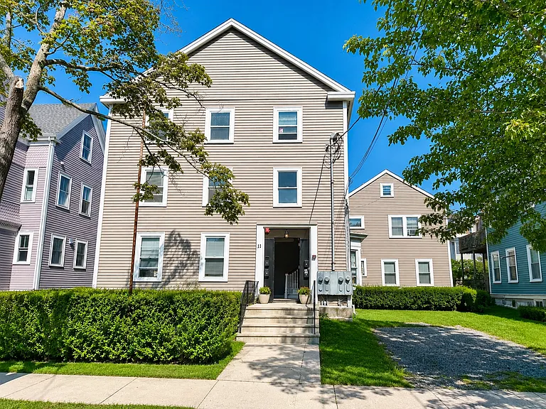 11 Forrester St #1B — Photo 4