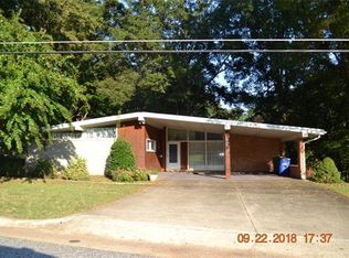 504 2nd Ave NE, Conover, NC 28613