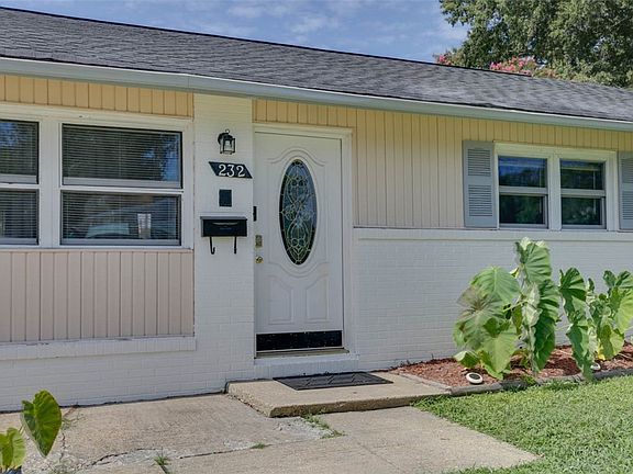 2nd image of 232 Breckinridge Ct