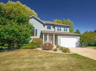 2216 Buckingham Rd, Stoughton, WI 53589