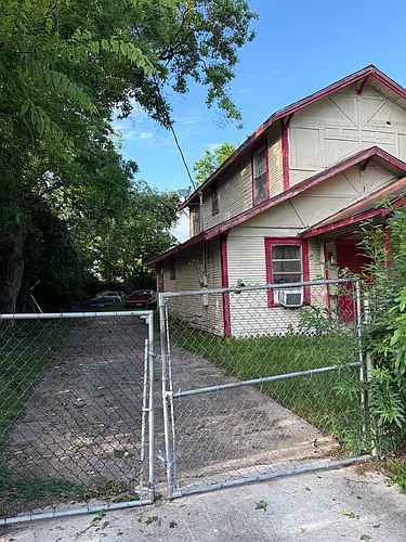 3605 Rebecca St Photo 1