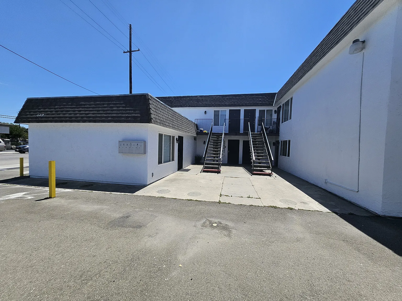 449 S Stockton Ave — Photo 4