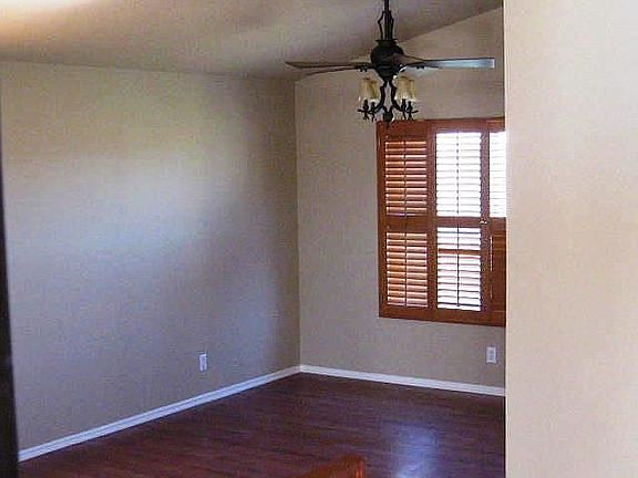 Dining room off kitchen