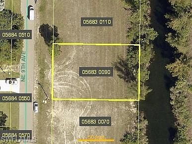 2nd image of 3923 NE 9th Ave