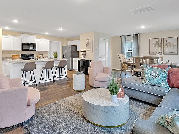 4th image of 2072 Southwood Cir