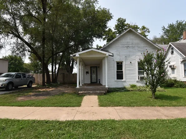 1432 Sycamore St, Columbus, IN 47201