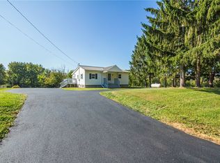7416 Bauer Van Wickle Rd, Lyons, NY 14489