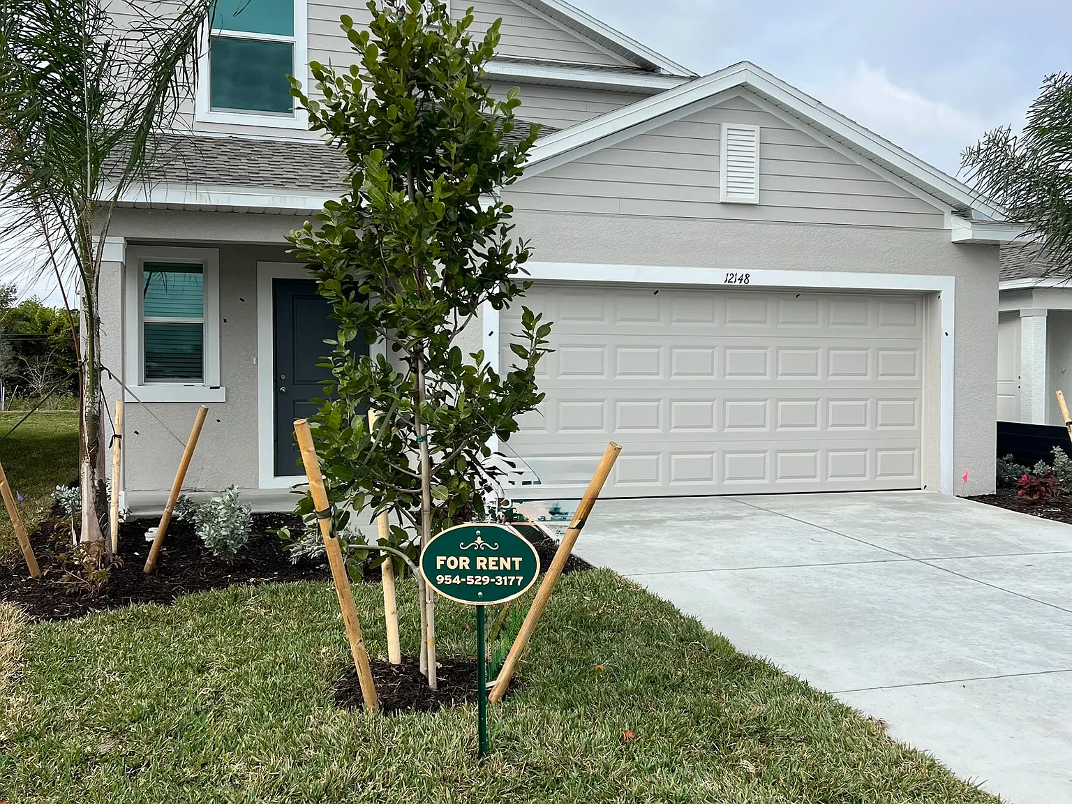 5 bed, 2382 sqft, $3,250 — Photo 3