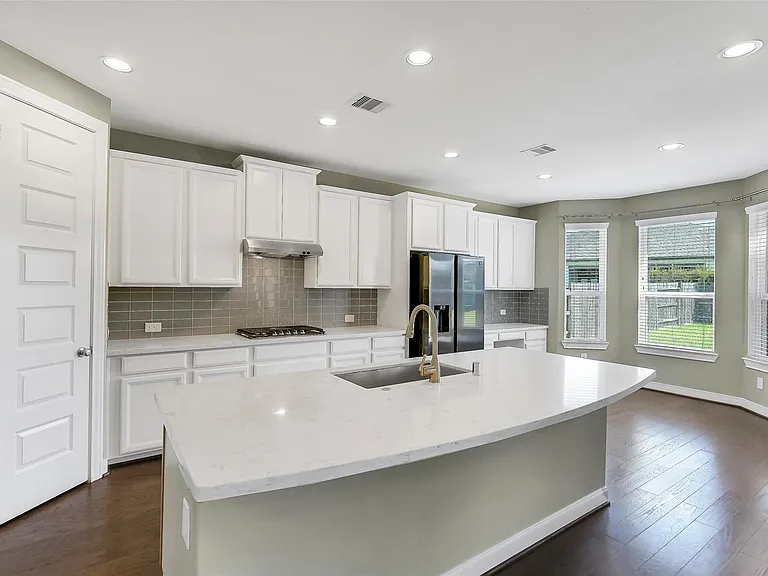 16706 Chestnut Square Dr — Photo 18