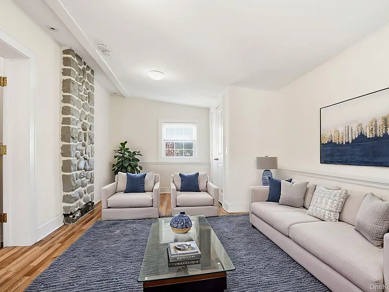 109 Hillside Pl #2 — Photo 3