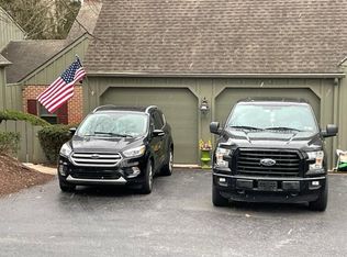 1177 Wicklow Ct, Hummelstown, PA 17036