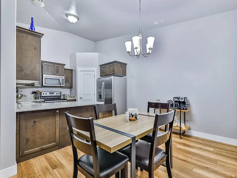 1893 N Crest Rd W #12 — Photo 4