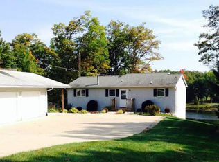 5382 N Lake Sanford Rd, Sanford, MI 48657