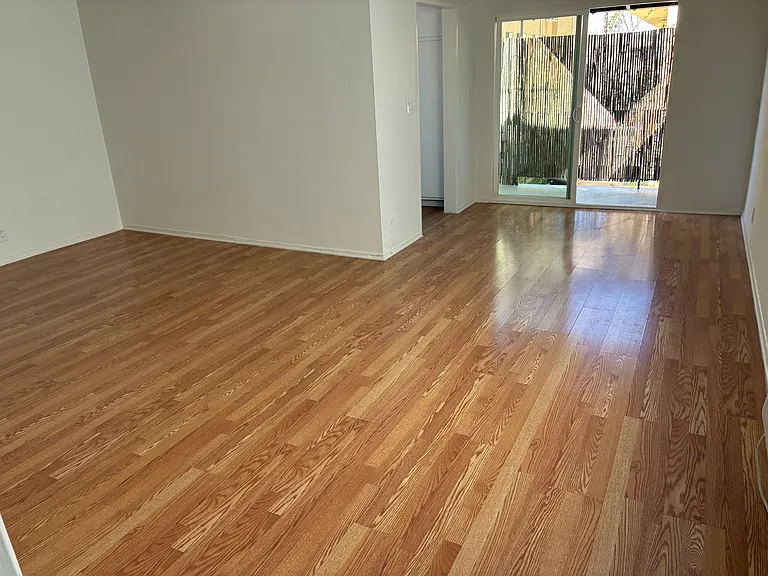 1343 N Sierra Bonita Ave #10 — Photo 29