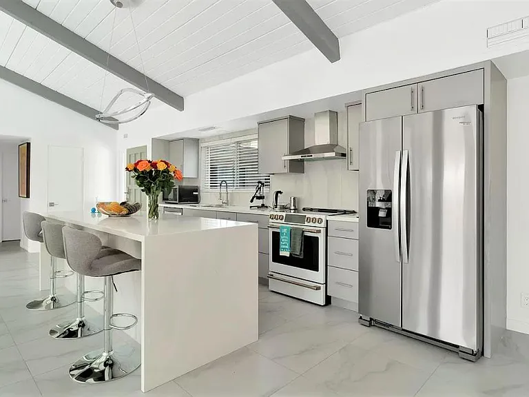 34840 Mission Hills Dr — Photo 4