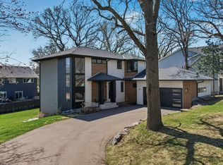 92 Birch St, Saint Paul, MN 55115