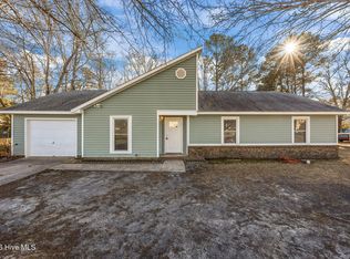 241 Sanders Ln, Havelock, NC 28532