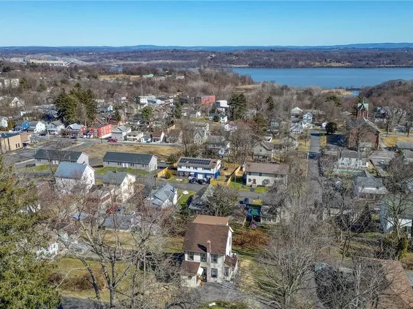 25 Orchard Street, Marlboro, NY 12542