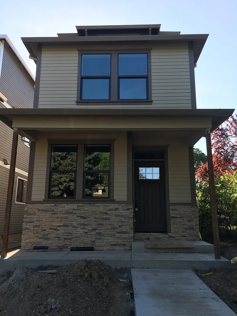 ADS457 — Photo 1