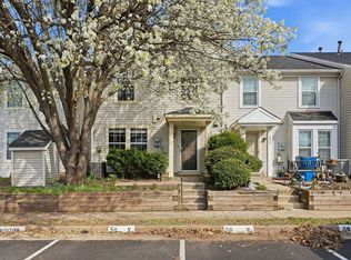5957 Havener House Way, Centreville, VA 20120