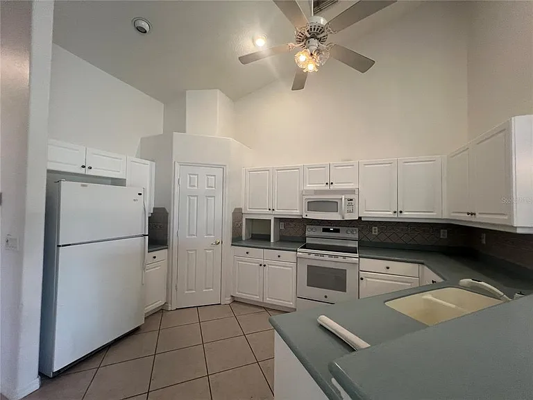 4396 Fairway Dr — Photo 12