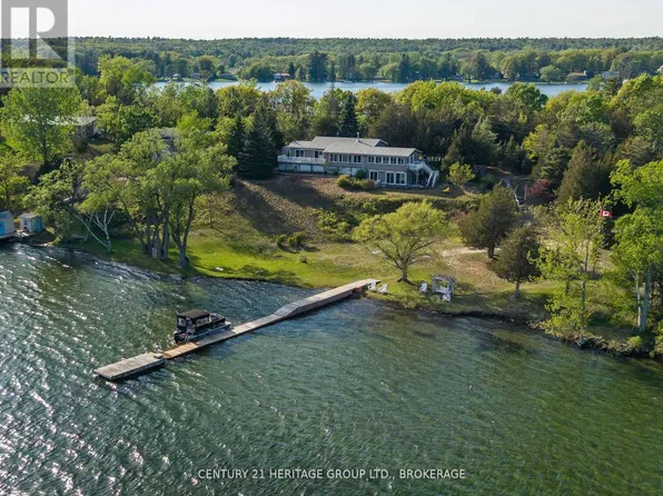 700 Tar Is, Leeds And The Thousand Islands, ON K0E 1R0
