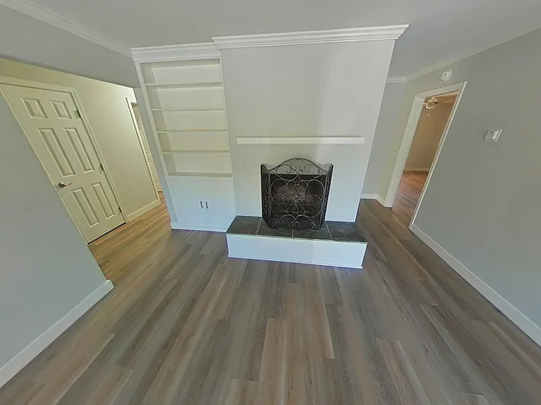 517 Glenwood Ave #A — Photo 2
